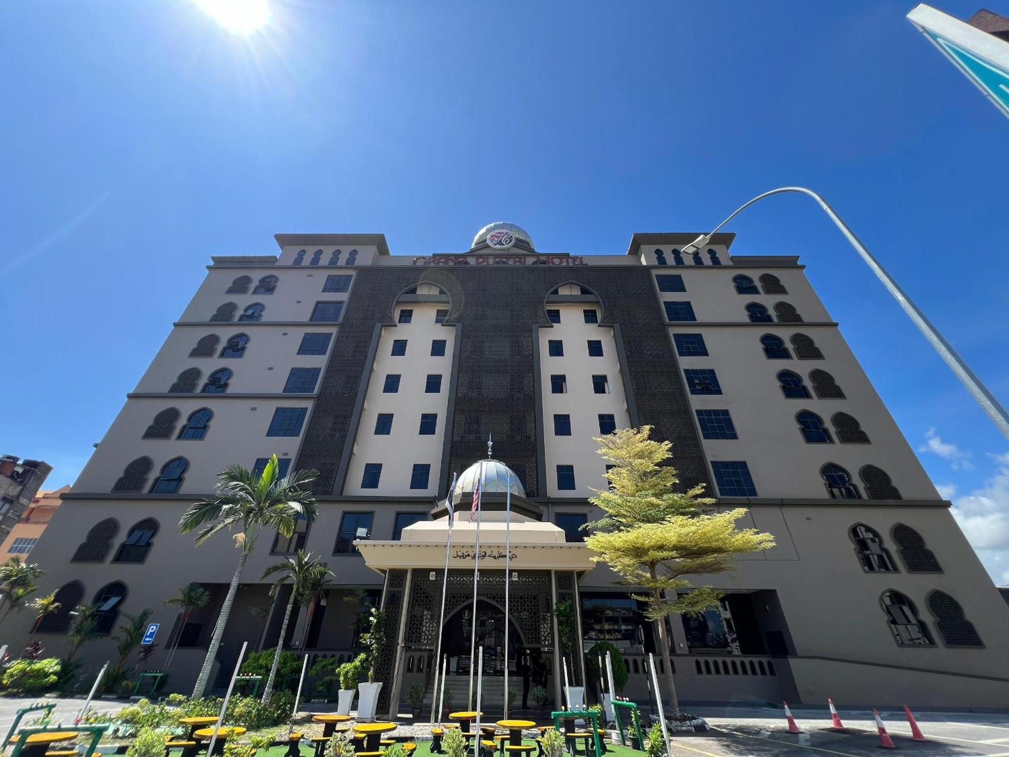 The Grand Puteri Hotel Kuala Terengganu Exterior photo